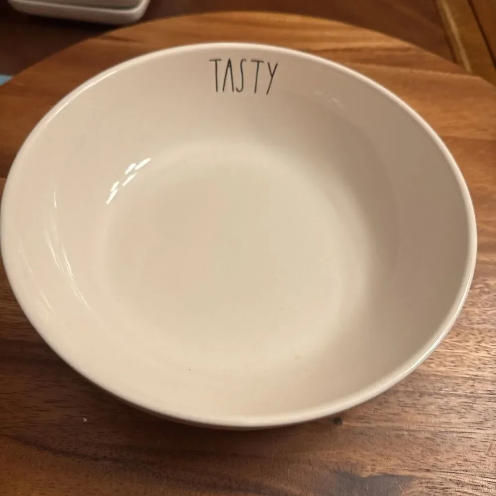 Individual Dinner Bowl Farmhouse by Magenta Tasty